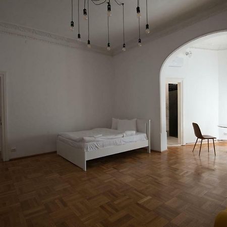 George Enescu Suites Бухарест Екстер'єр фото